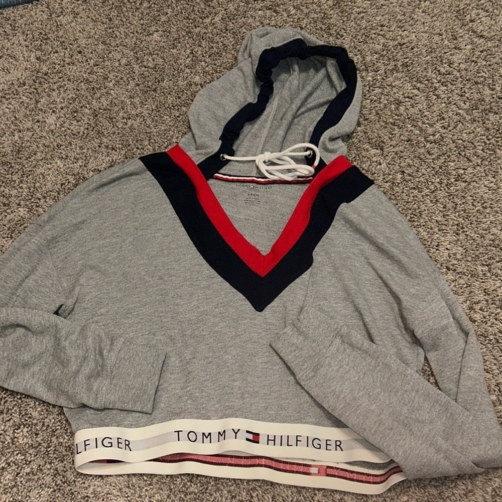 Tommy Hilfiger Cropped Hoodie
